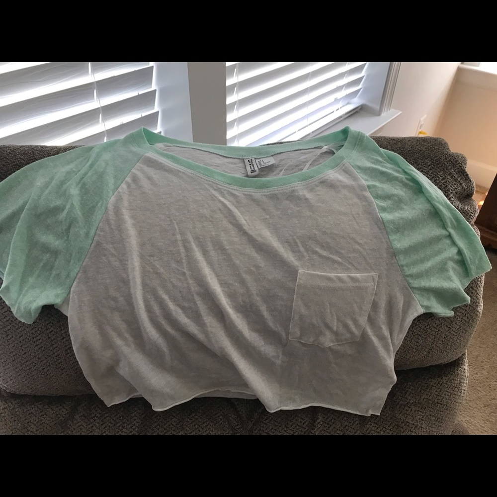 Women’s Divided Crop Top